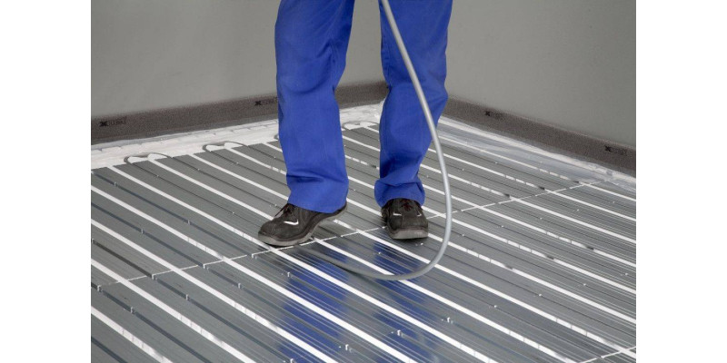 Стоит ли использовать теплый пол в частном доме?