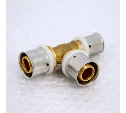 Тройник пресс Uni-Fitt 26х26х20 мм 706G8870
