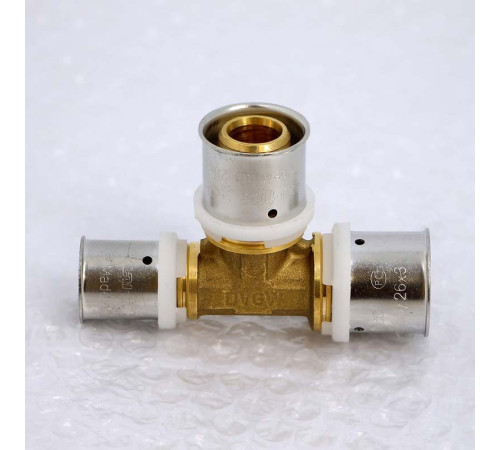 Тройник пресс Uni-Fitt 26х26х20 мм 706G8870