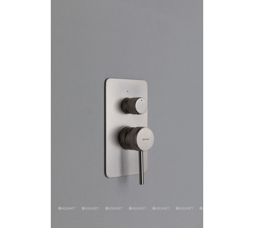 Смеситель встраиваемый для душа Allen Brau Priority 2 выхода Easy box никель 5.31011-BN