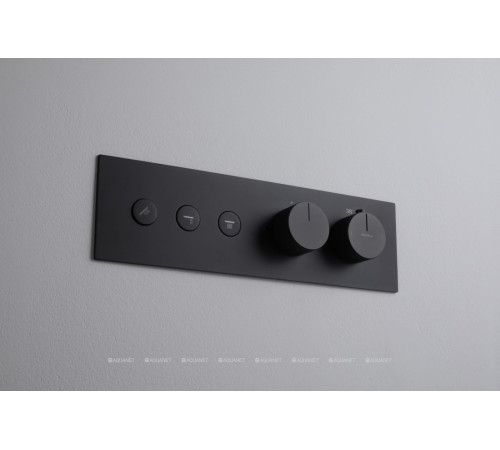 Смеситель встраиваемый Allen Brau Liberty X3 термостат 3 выхода Push key черный матовый 5.33003-31