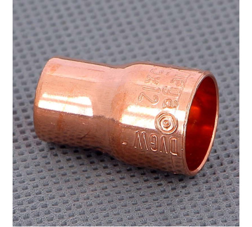 Муфта редукционная медная Viega 15х12 мм пайка 102524