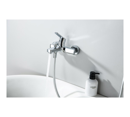 Смеситель для ванны Aquanet Лугано с душевым гарнитуром 3jet хром AQ1748CR