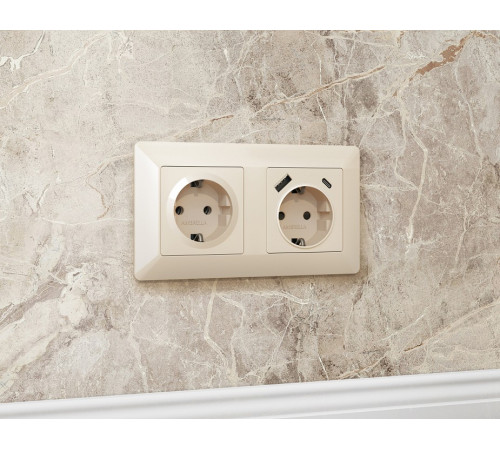 Рамка на 5 постов Ambrella Volt Line AF110305