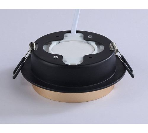 Встраиваемый светильник Ambrella Light TECHNO SPOT TN5228