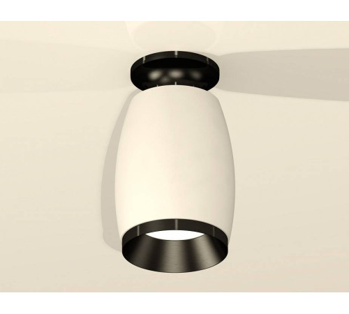 Накладной светильник Ambrella Light XS XS1122041