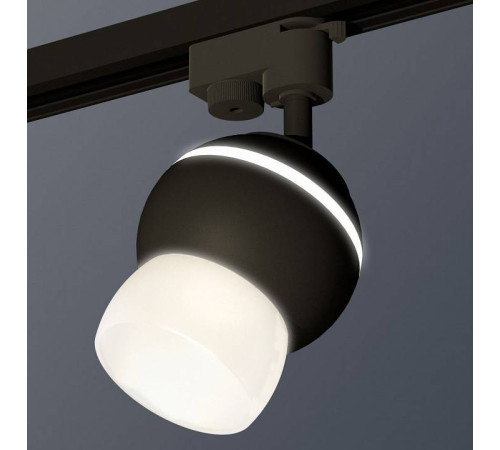 Светильник на штанге Ambrella Light XT XT1102074