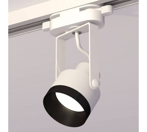 Светильник на штанге Ambrella Light XT XT6601041