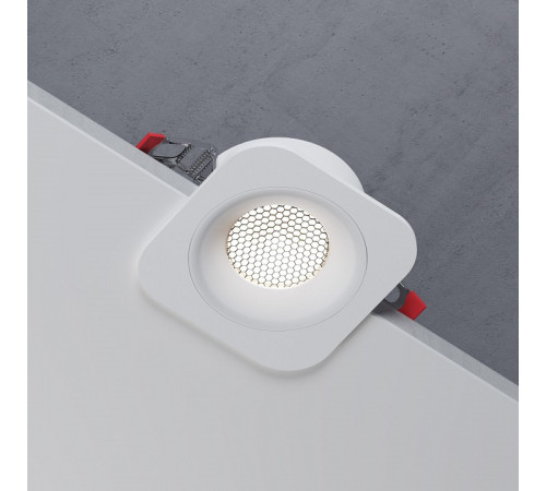 Встраиваемый светильник Elektrostandard Tetro белый 15276/LED