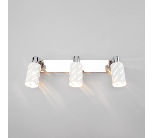 Бра Eurosvet Fente 20090/3 белый/хром