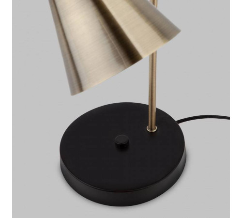 Настольная лампа офисная Bogate's Glustin 01109/1