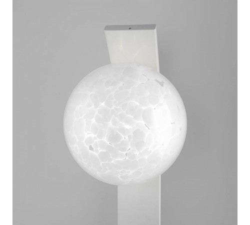 Бра Eurosvet Luxor 40019/1 белый