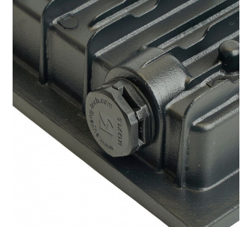 Настенно-потолочный прожектор Feron Saffit SFL51-100 51195