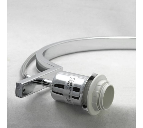 Люстра на штанге LGO Cochise GRLSP-8090