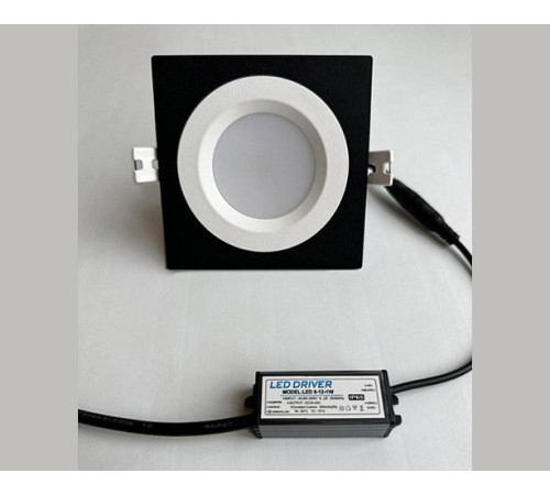 Встраиваемый светильник Italline IT08-8018 IT08-8018 white 4000K