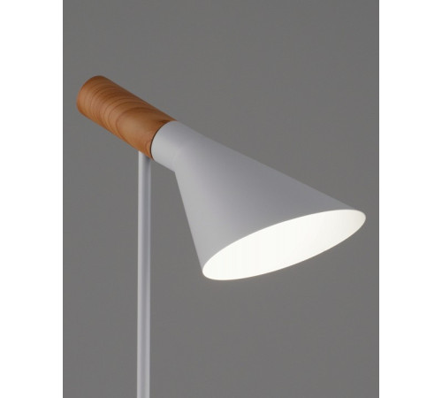 Торшер Moderli Turin V11336-1F