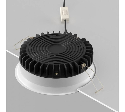 Встраиваемый светильник Maytoni Okno DL055-18W3-4-6K-W