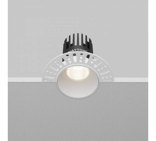 Встраиваемый светильник Maytoni Dip DL119-10W-4K-TRS-W