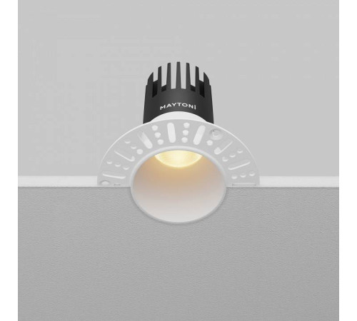 Встраиваемый светильник Maytoni Dip DL120-10W-2.7K-TRS-W