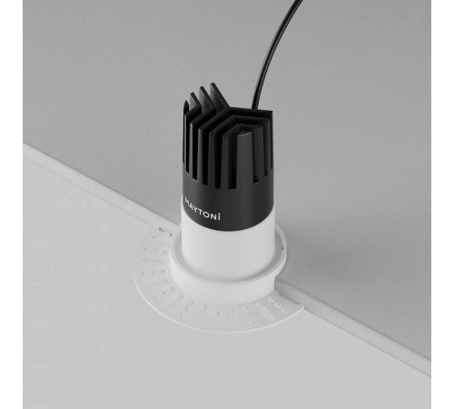 Встраиваемый светильник Maytoni Dip DL120-10W-4K-TRS-W
