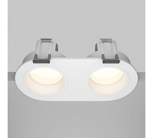 Встраиваемый светильник Maytoni Technical Share DL126-02-GU10-W