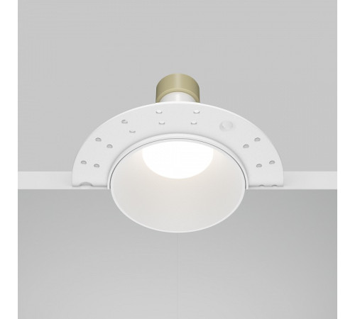 Встраиваемый светильник Maytoni DL126-GU10-TRS-W
