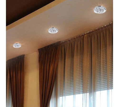 Встраиваемый светильник Novotech Neviera 370168