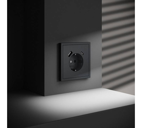 Розетка с заземлением и со шторкой и 2хUSB type A и C, без рамки Voltum S70 VLS040507