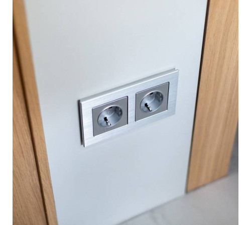 Рамка на 2 поста Werkel Aluminium (алюминий) W0021706