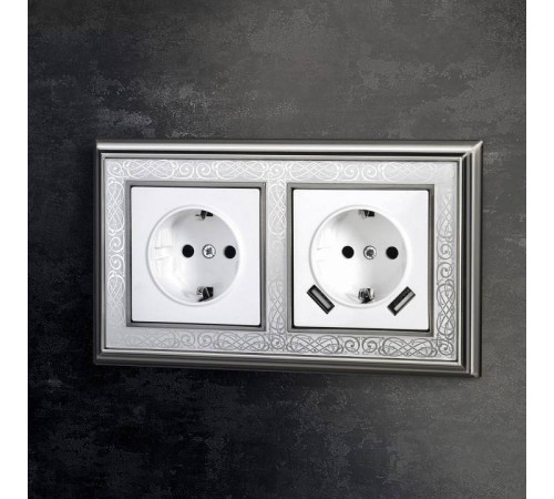 Розетка с заземлением и с шторками, без рамки Werkel белый W1171101