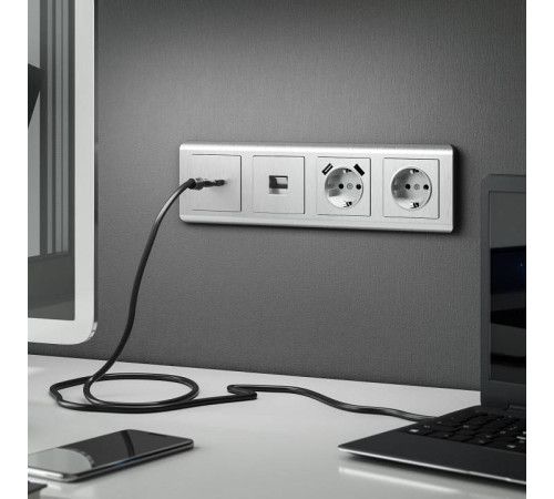 Розетка компьютерная RJ-45 без рамки Werkel серебряный рифленый W1181009