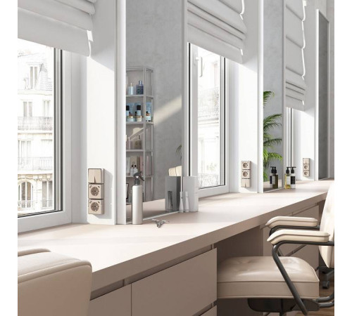 Розетка с заземлением и с шторками и USB Werkel Gallant шампань рифленый W5071710