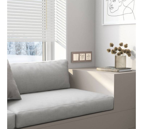 Накладка для розетки с заземлением и 2хUSB Werkel Белый акрил W1179543