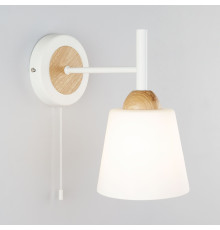 Бра со стеклянным плафоном 70085/1 белый