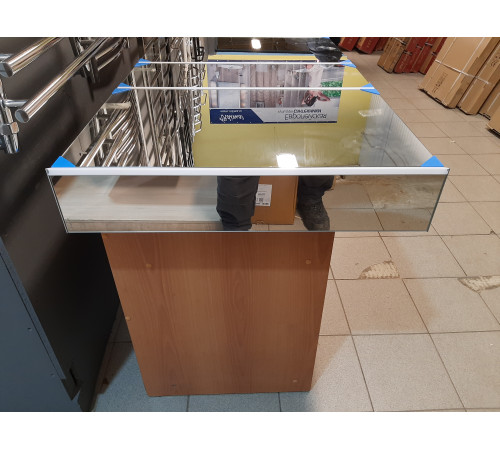 Зеркальный шкаф Laufen Frame 130x75 см LED-подсветка 3 двери 2 розетки 4.0875.4.900.144.1