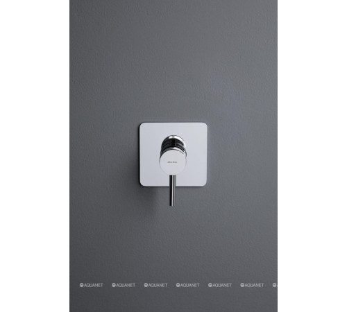 Смеситель встраиваемый для душа Allen Brau Priority 1 выход Easy box хром 5.31012-00