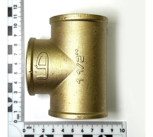Тройник резьбовой LD Pride 1 1/2 ВВВ латунь LD.65.514.40