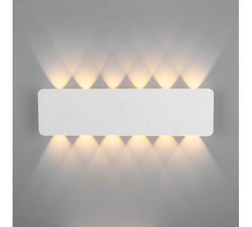 Настенный светодиодный светильник Angle LED 40139/1 LED