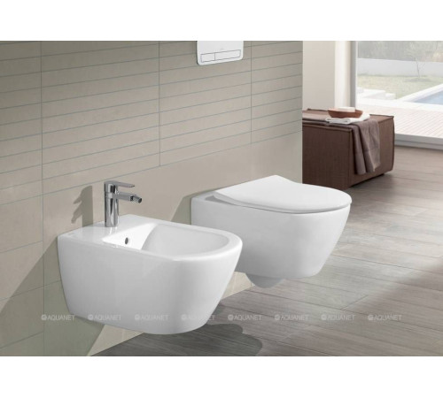 Унитаз подвесной Villeroy & Boch Subway 2.0 370x560 мм с сиденьем 5614R201