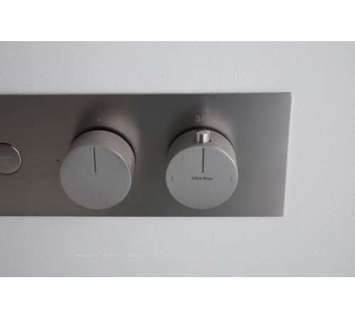 Смеситель встраиваемый Allen Brau Liberty X3 термостат 3 выхода Push key никель 5.33003-BN