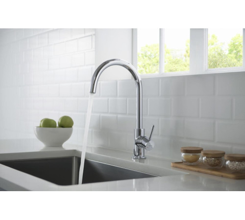 Смеситель для кухни Aquanet Европа хром AQ1382CR