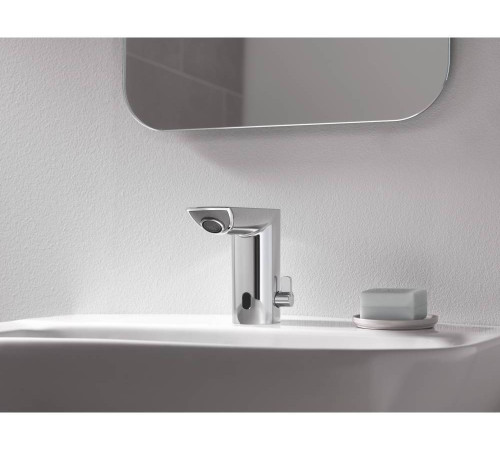 Смеситель инфракрасный для раковины GROHE Bau Cosmopolitan E хром 36451000