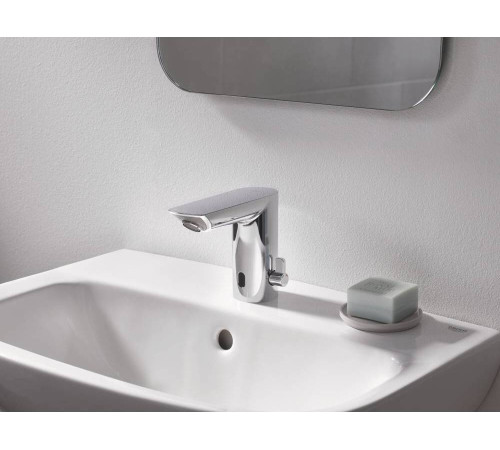 Смеситель инфракрасный для раковины GROHE Bau Cosmopolitan E хром 36451000
