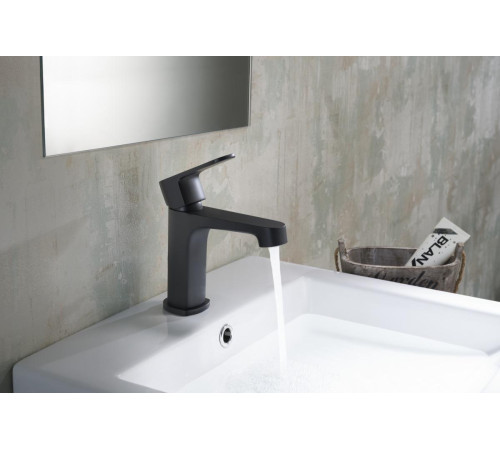 Набор смесителей 3 в 1 Aquatek Оберон (AQ1210MB+AQ1260MB+AQ2014MB) матовый черный AQ1231MB