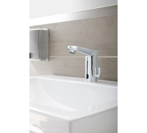Смеситель инфракрасный для раковины GROHE Eurosmart Cosmopolitan E хром 36327001