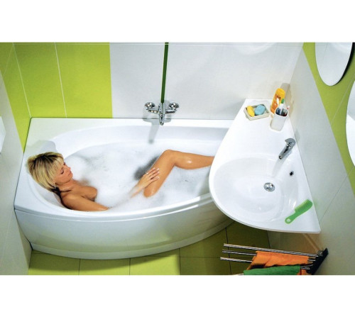 Ванна акриловая асимметричная RAVAK Avocado 150x75 см R белая CS01000000