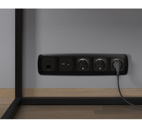 Розетка Ethernet RJ-45 и со шторками, без рамки Ambrella Volt OMEGA MO812005