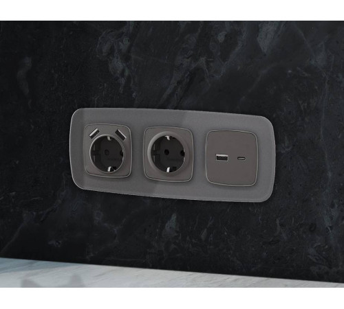 Рамка на 4 поста Ambrella Volt Radian Стекло органическое OF320654