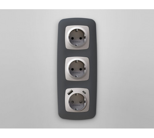 Накладка для розетки с заземлением и со шторками и 2хUSB type A и C Ambrella Volt Quant OP4100