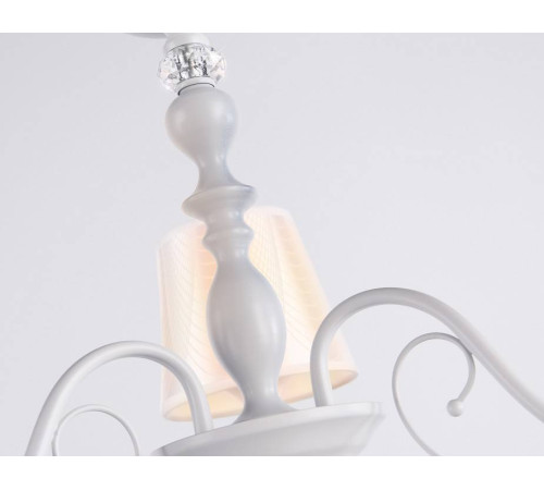 Подвесная люстра Ambrella Light TR TR4601